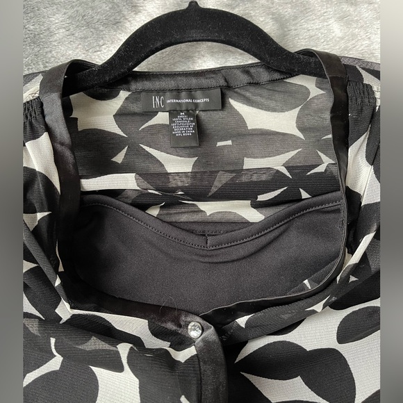 INC International Concepts 2-piece Blouse with Cami in Black and White - Picture 3 of 8